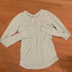 Mint green long sleeve lululemon top